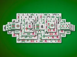تعرض الصورة تشكيلة كلاسيكية من سوليتير الماجونغ كيوداي 23، المتاحة على TheMahjong.com.